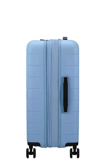 American Tourister Novastream Spinner 67 EXP.