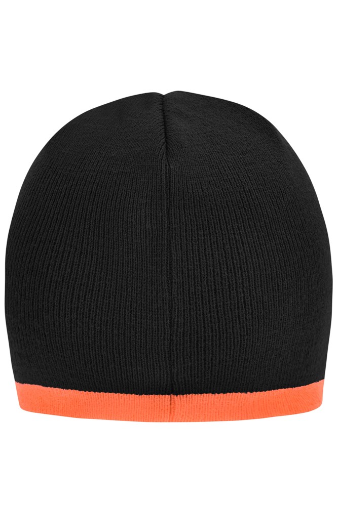 Beanie with Contrasting Border