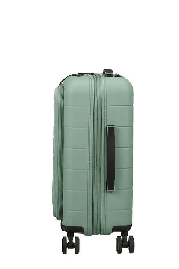 American Tourister Novastream Spinner 55 EXP. SMART