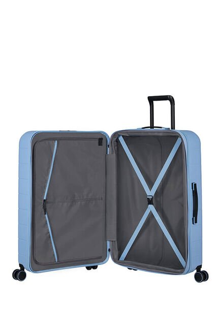 American Tourister Novastream Spinner 77 EXP.