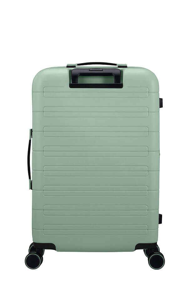 American Tourister Novastream Spinner 67 EXP.